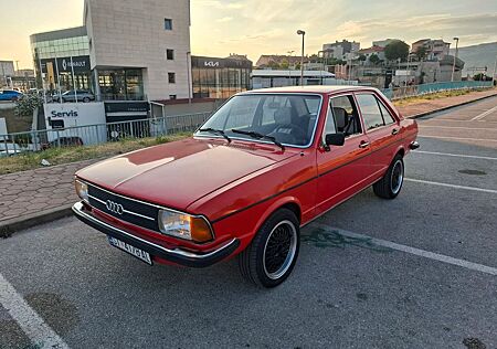 Audi 80