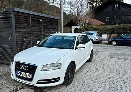 Audi A3 2.0 TDI (DPF) quattro Ambiente Sportback ...