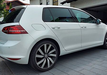 VW Golf Volkswagen 1.4 TSI BMT Highline Highline
