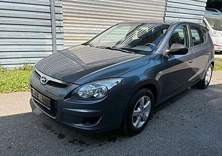Hyundai i30 1.6 CRDi 66 kW Classic Classic