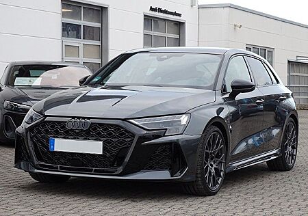 Audi RS3 Sportback 2.5 TFSI quattro - SONOS Premium