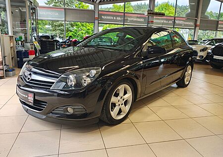 Opel Astra H GTC Sport