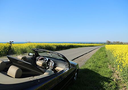 Saab 900