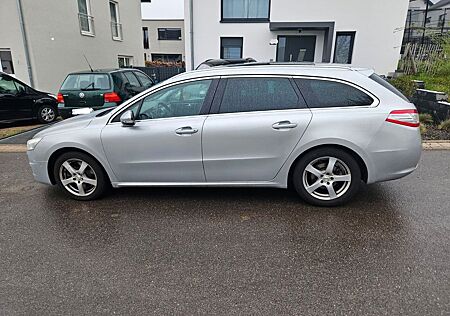 Peugeot 508 SW GT 2,2 HDI*NAVI*XENON*PANORAMA*EURO5