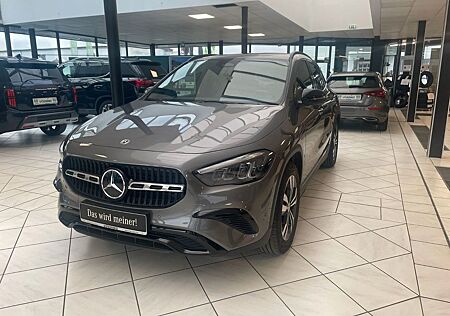 Mercedes-Benz GLA 220 4Matic Progressive *AHK *Night
