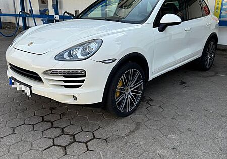 Porsche Cayenne Diesel - VOLLAUSSTATUNG/ Keramik Bremsen