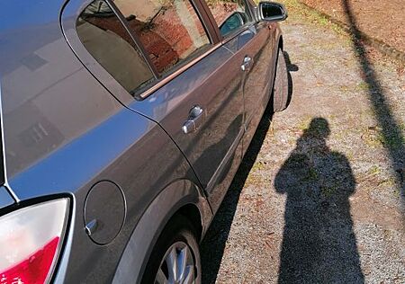 Opel Astra Caravan 1.6 Twinport 77kW -