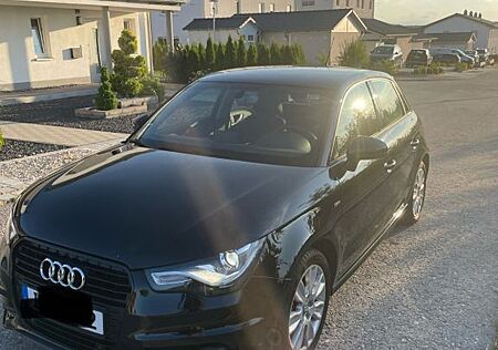 Audi A1 1.4 TFSI S line Sportback S line