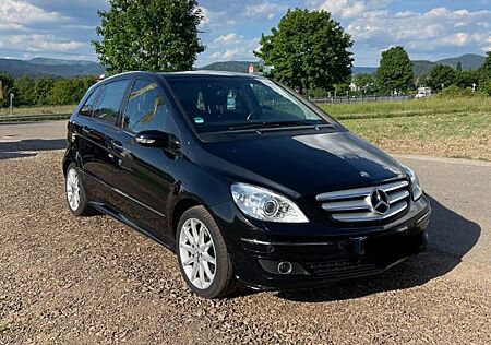 Mercedes-Benz B 200 B200, TÜV neu, Voll: Navi, Leder, Sitzheizung