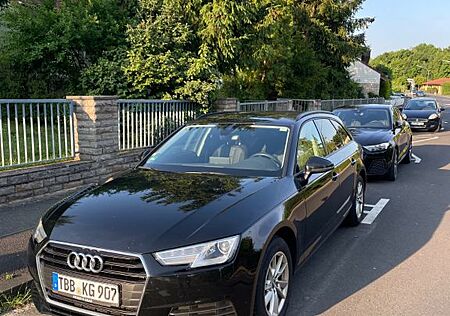 Audi A4 2.0 TDI S tronic Avant - TÜV + Bremsen NEU
