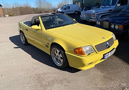 Mercedes-Benz SL 600 Sun Yellow (680U) AMG Optic