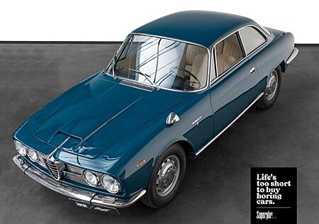 Alfa Romeo 2600 Sprint - restauriert - bluette