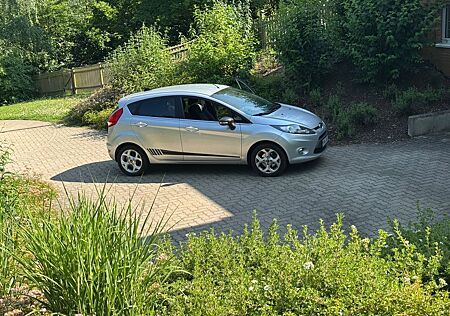 Ford Fiesta 1,4 Titanium Autom. Titanium