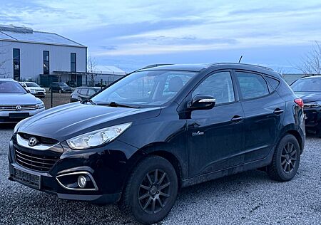 Hyundai ix35 1,7d 2WD Navi 4 x Sitzheizung