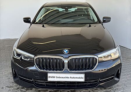 BMW 520iA Lim. Navi.LED.DriveAs.RüKam.AHK.WLAN.DAB