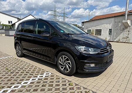VW Touran Volkswagen 1.6 TDI SCR Comfortline