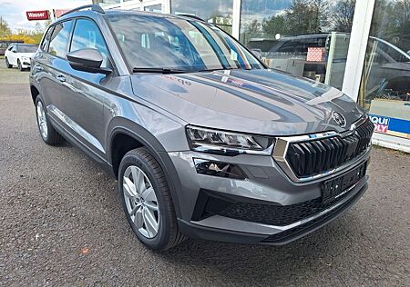 Skoda Karoq 1,5 TSI DSG / LED / Kamera / PDC/ AHK