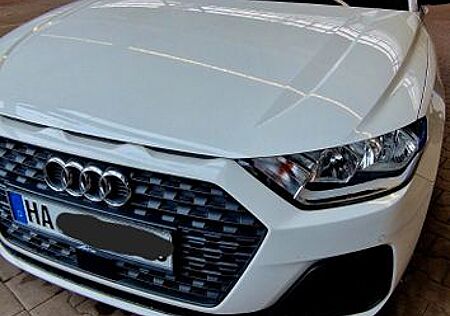 Audi A1 30 TFSI Sportback -