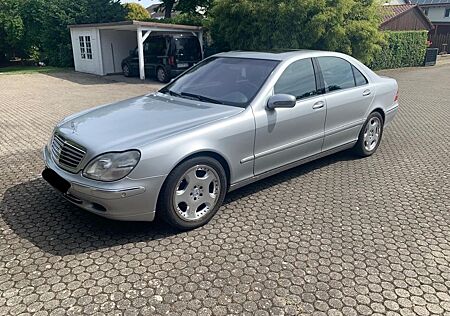 Mercedes-Benz S 500 L - Vollausstattung - sehr gepflegt