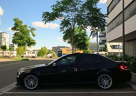 Mercedes-Benz E 400 AVANTGARDE AVANTGARDE