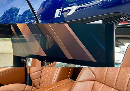 BMW i7 xDrive60 M Sport PRO *FOND ENTERTAINMENT*