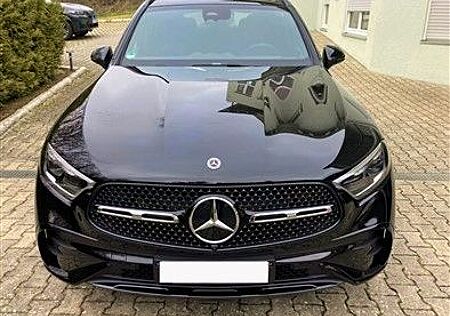 Mercedes-Benz GLC 450 d PREMIUM PLUS AMG+AIRMATIC+STANDHZG.