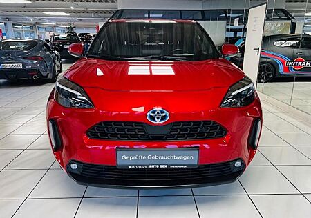 Toyota Yaris Cross Hybrid Team D + Safety- & Comfortpak