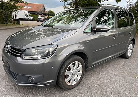 VW Touran Volkswagen 1.6 TDI Highline BlueMotion Technology