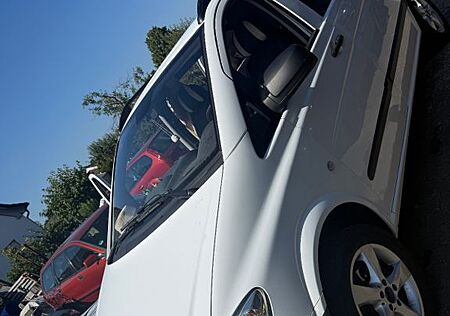 Mercedes-Benz Vito W639 Camper Van