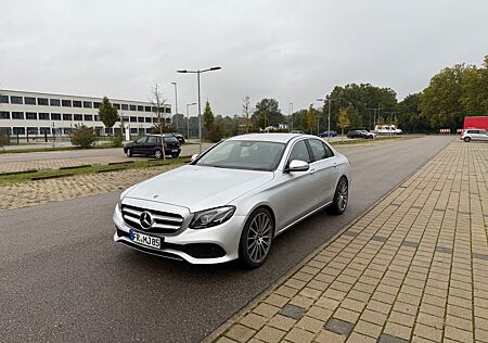 Mercedes-Benz E 220 d AVANTGARDE Autom. AVANTGARDE