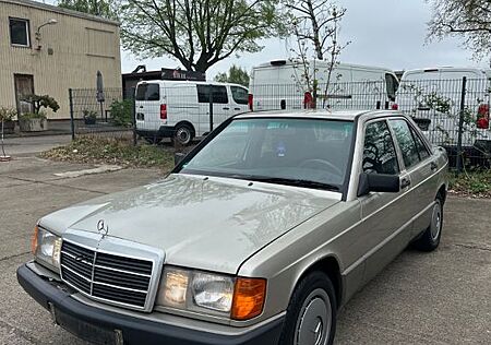 Mercedes-Benz 190