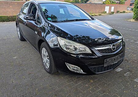 Opel Astra 1.4 Turbo Selection 103kW Selection