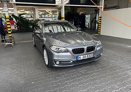 BMW 530d xDrive Touring - Luxury Line - Massage-HUD