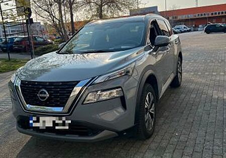 Nissan X-Trail 1.5 VC-T Mild-Hybrid Xtronic Acenta ...