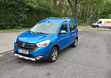 Dacia Dokker Sehr gepflegt! Blue dCi 95 Stepway Plus