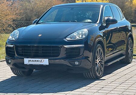 Porsche Cayenne Diesel *Panorama*Luft*Bi--Xenon*