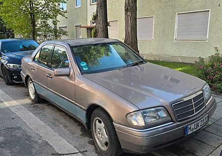 Mercedes-Benz C 200 Elegance OldTimer H