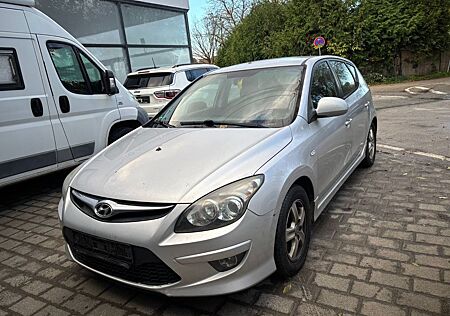 Hyundai i30 1.6 CRDi 66 kW Classic