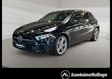 Mercedes-Benz A 250 e Progressive +MBUX+Wide+Navi+Pano+Burm+LM