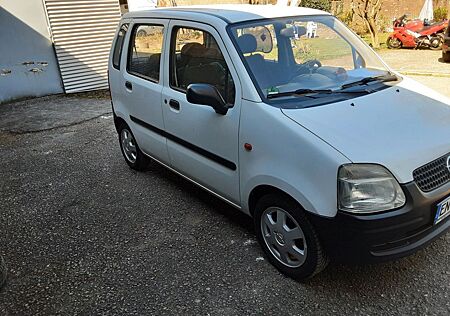 Opel Agila 1.0 -