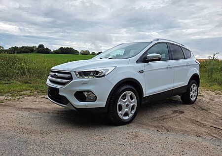 Ford Kuga 1,5 EcoBoost 4x2 88kW COOL & CONNECT CO...