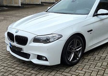BMW 520d Touring A -