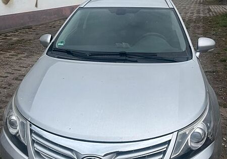Toyota Avensis 2,2-l-D-4D Edition Automatik Edition