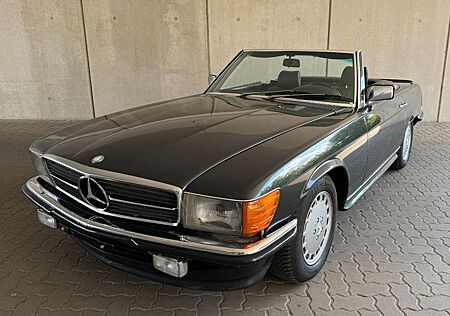 Mercedes-Benz SL 500 R107 Blauschwarz H-Zulassung