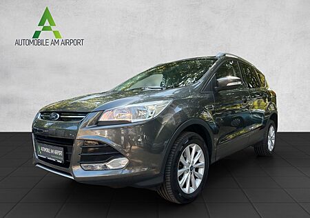 Ford Kuga Titanium*Leder*Panorama*AHK*Top*