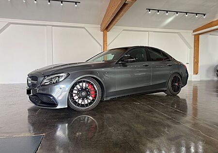 Mercedes-Benz C 63 AMG C 63 S AMG DESIGNO HEAD UP PANO BURMESTER