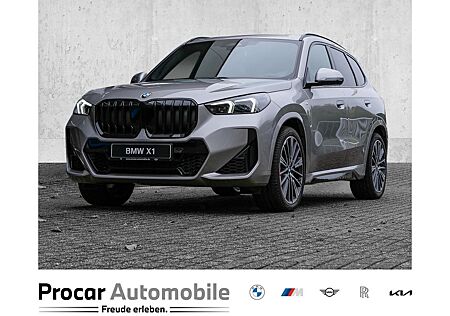 BMW X1 xDrive23i M Sport PANO AHK RFK NAVI LED DAB