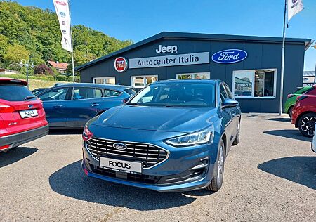 Ford Focus Lim. Titanium Automatik/Assistenzsysteme