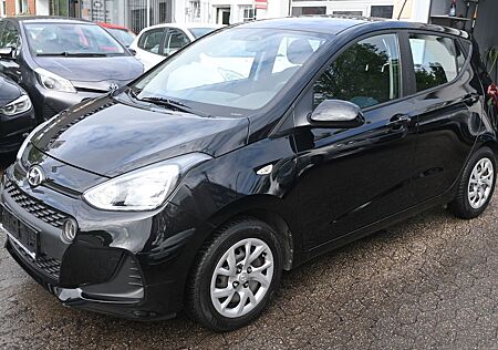 Hyundai i10 Trend*Automaik*1.Hand*Erst 18tkm*Klima*Top