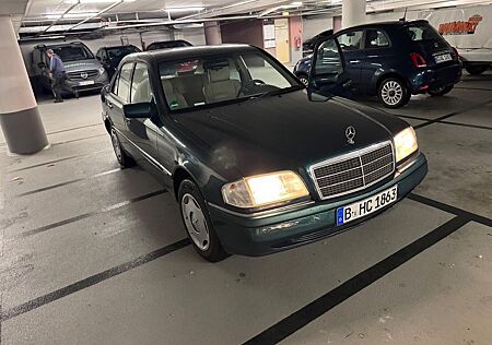 Mercedes-Benz 220 gebraucht kaufen Mercedes-Benz 220 C220 W202